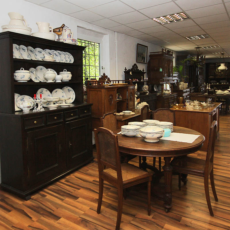 Esszimmer Möbel antik - Antik la Flair - Antike Möbel und Antiquitäten